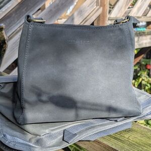 BNNU Portland Leather Goods Triangle Bag Peppercorn Suede PLG